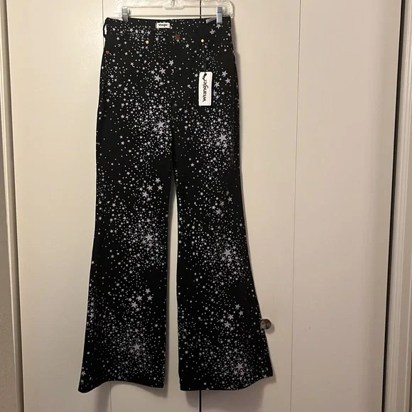 Free People X Wrangler High Rise Flare Jeans - Picture 2 of 6